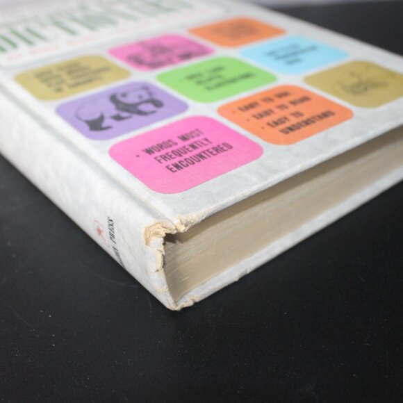 The Courtis-Watters Illustrated Golden Dictionary Revised Edition Vintage 1965 - Picture 5 of 7